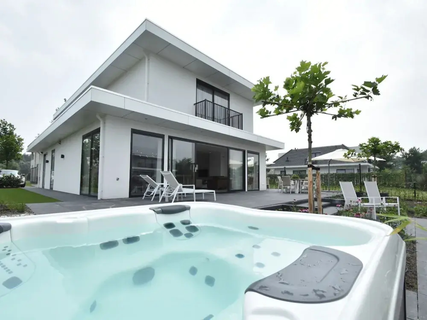 Modern Villa with Hot Tub & Sauna in Harderwijk Flevoland