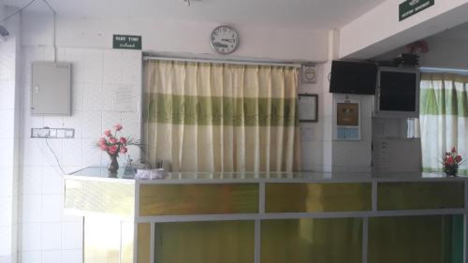 Peace Path Palace Hotel