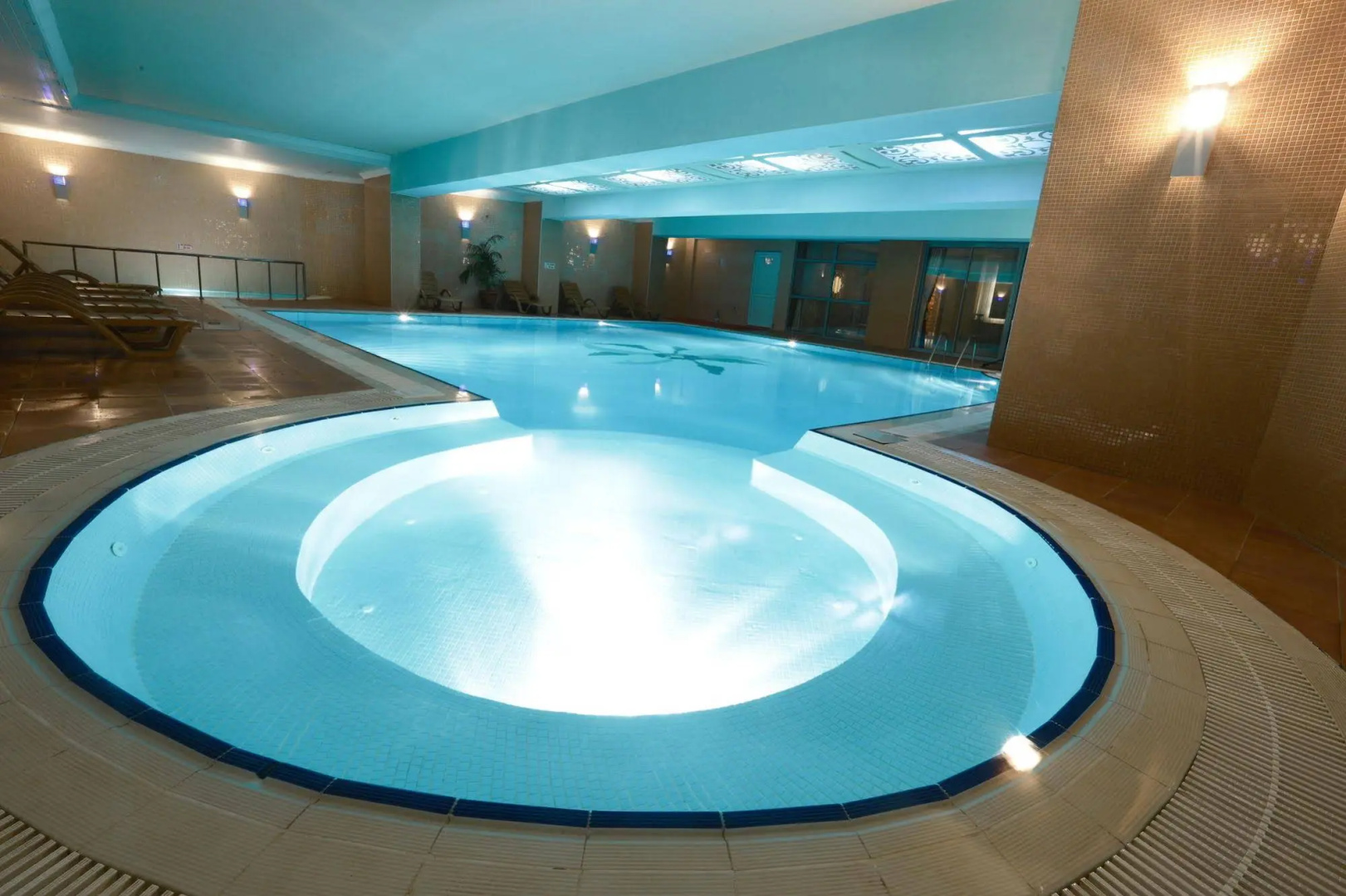 Insula Resort & Spa