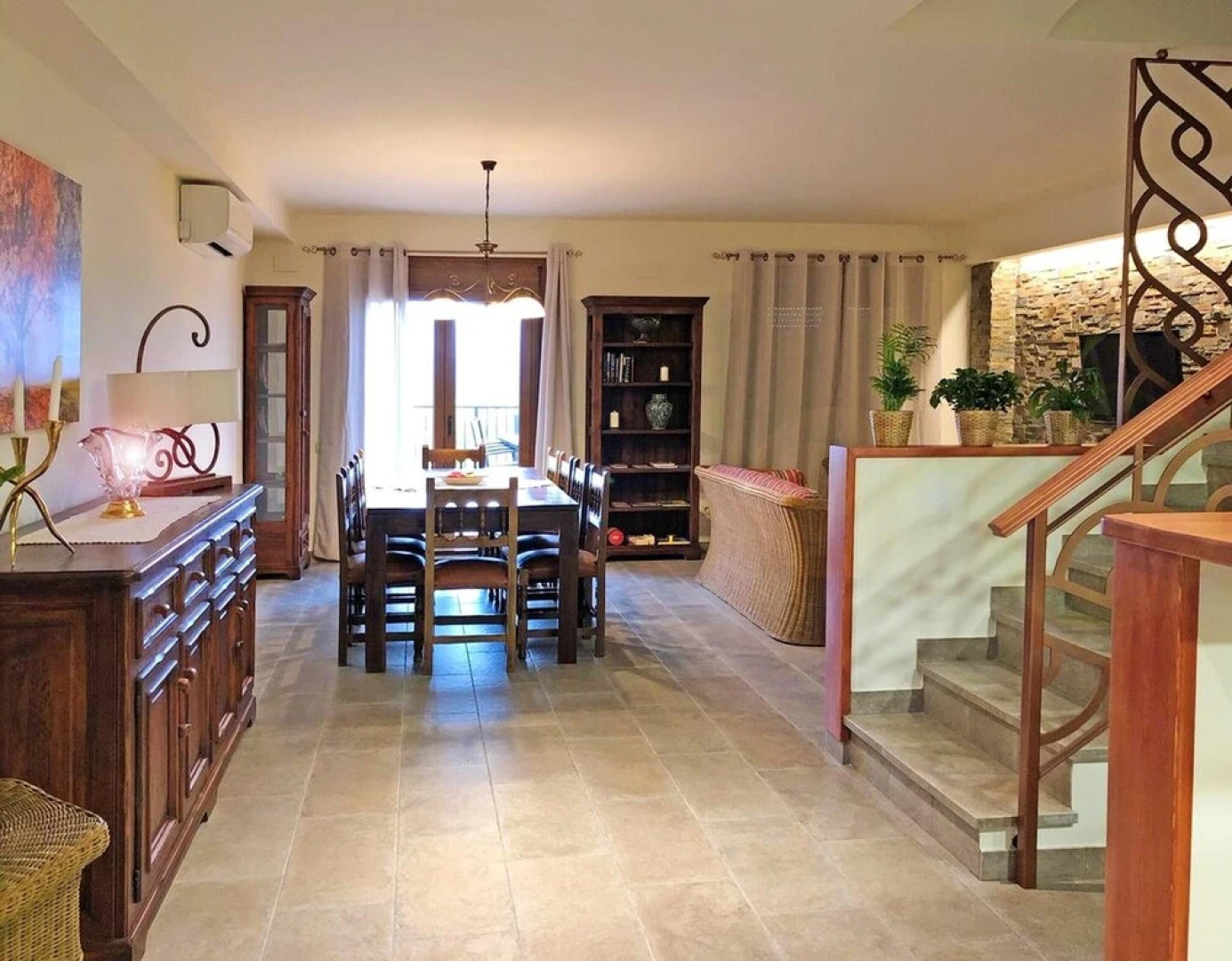 House With 4 Bedrooms in Cretas, With Wonderful Mountain View, Terrace and Wifi