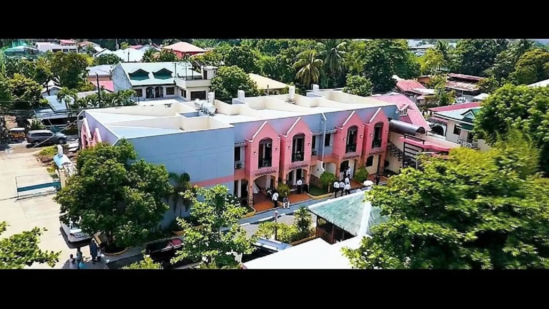 Manora Apartments and Guest House