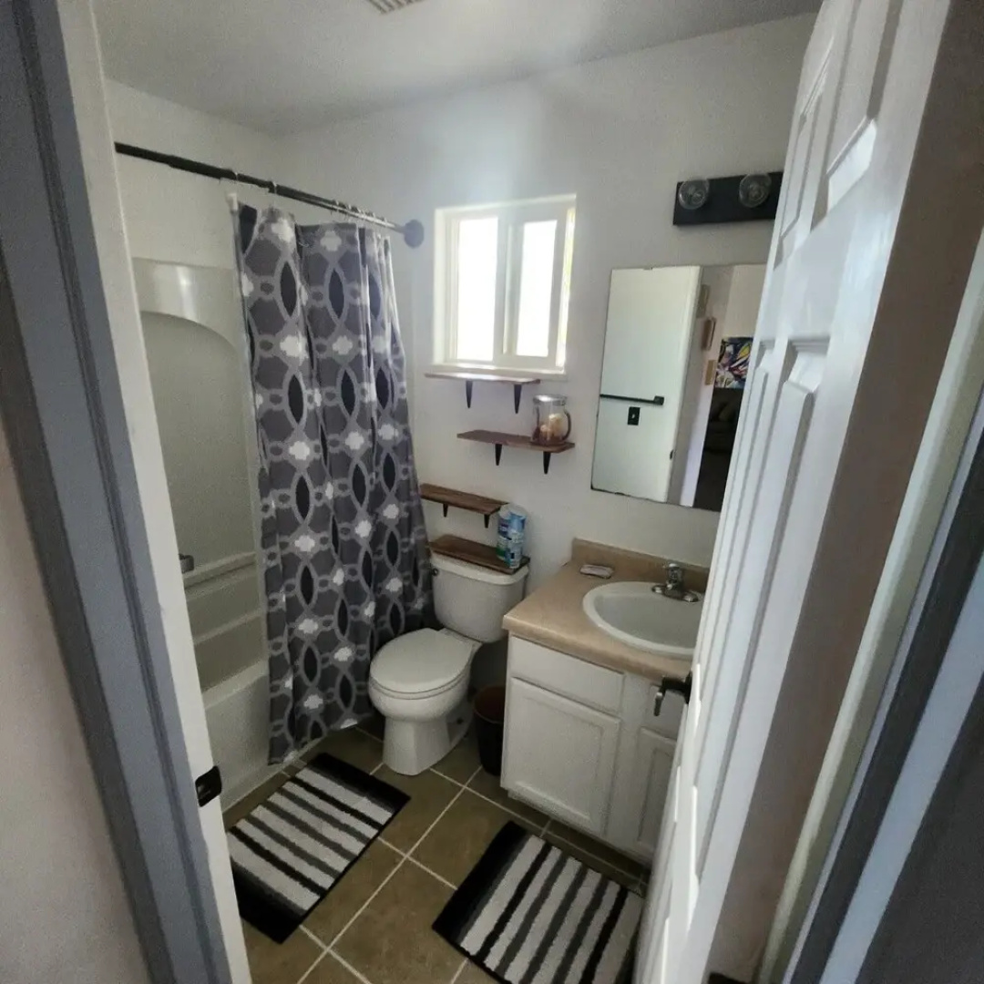 Private Room Wfold Away Bed For Opt Use Of Space