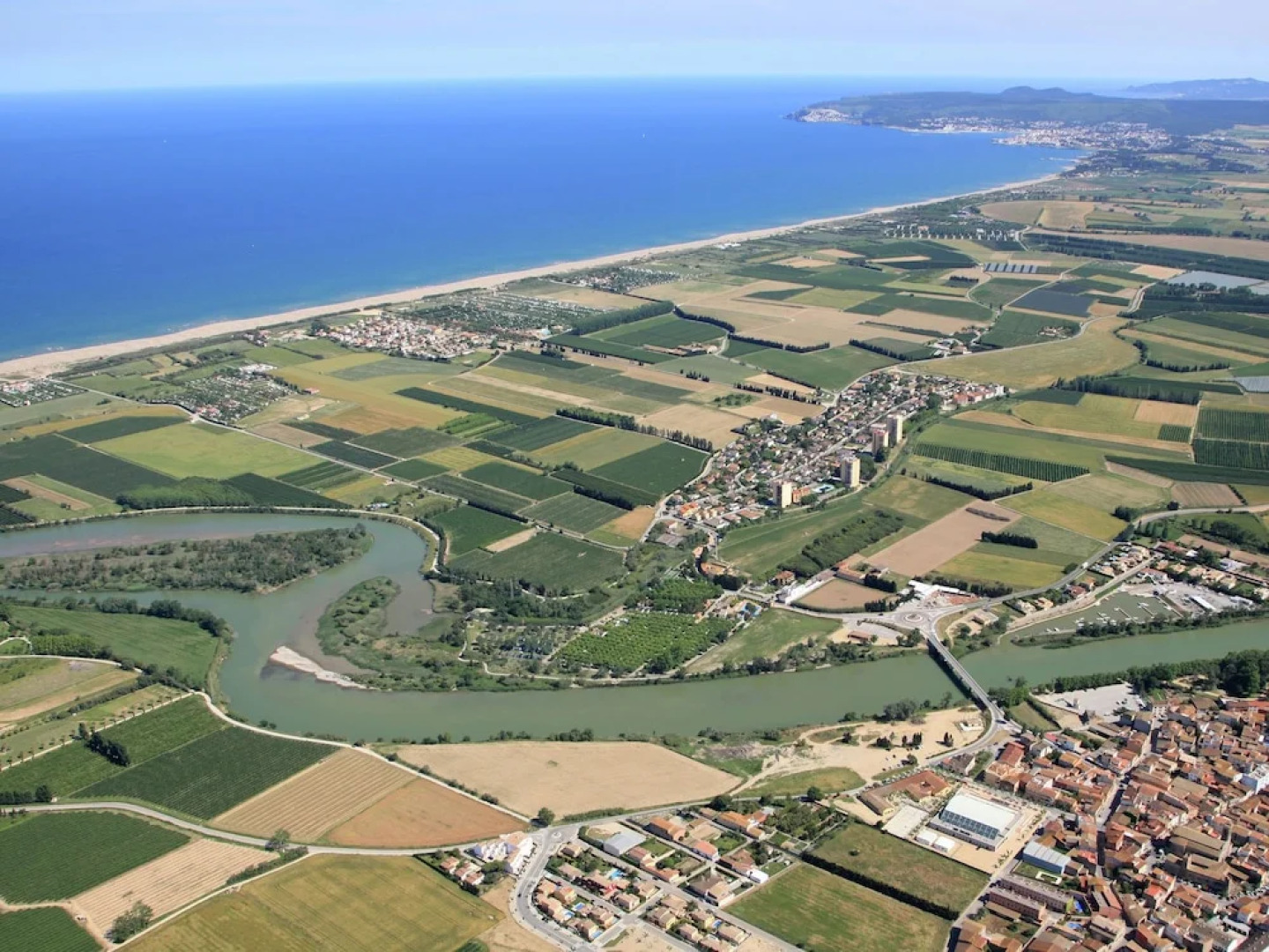 Modern Holiday House in St Pere Pescador With Swimming Pool