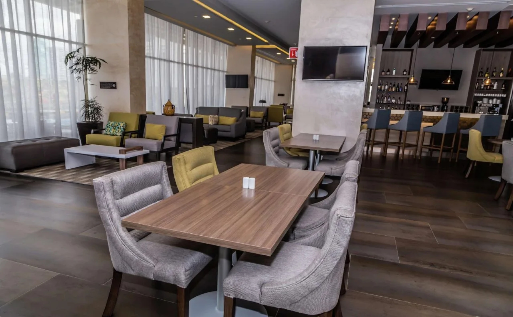 Hampton Inn & Suites by Hilton Puebla