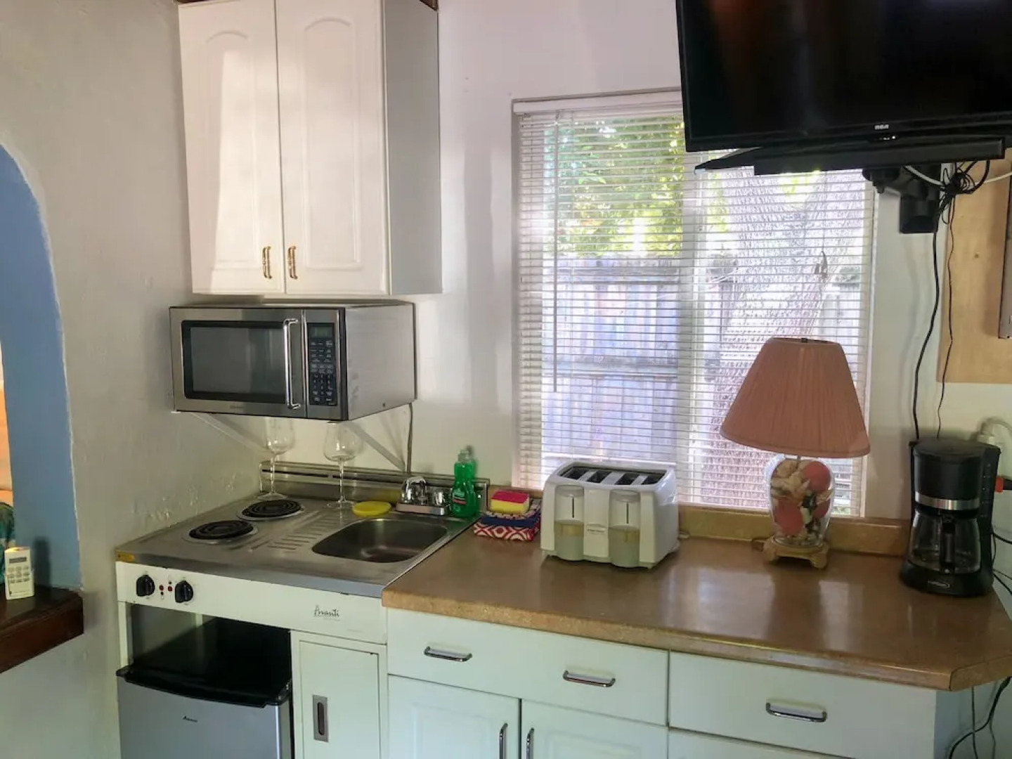 Key Lime Sailing Club And Cottages