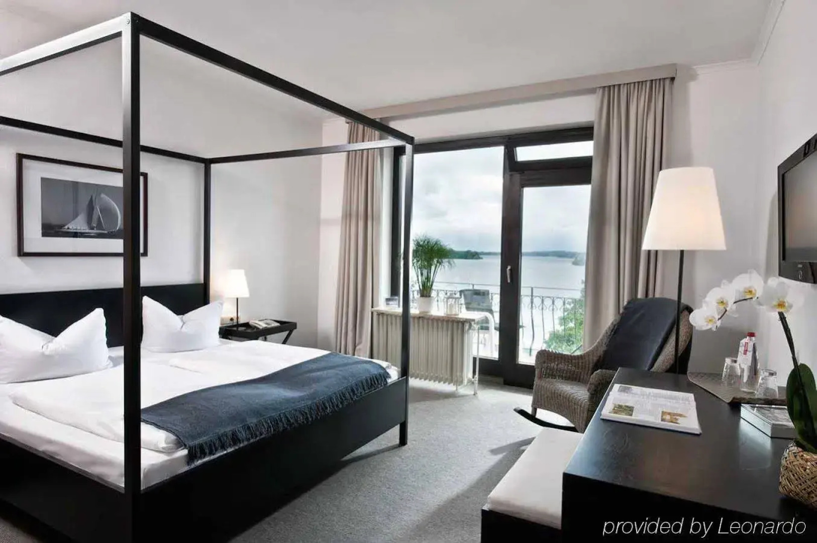 Hotel Dieksee - Collection by Ligula