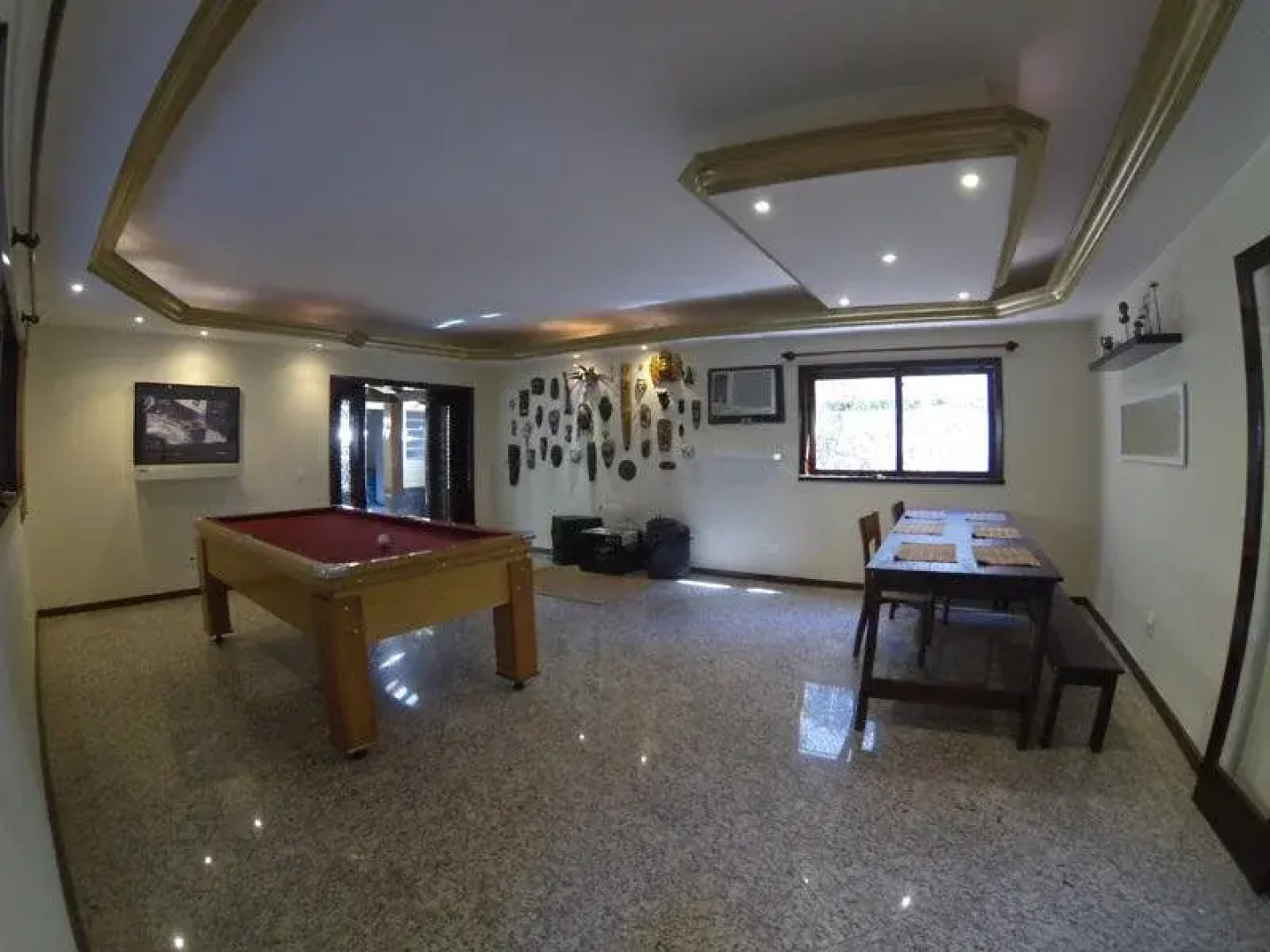 Itaqua House