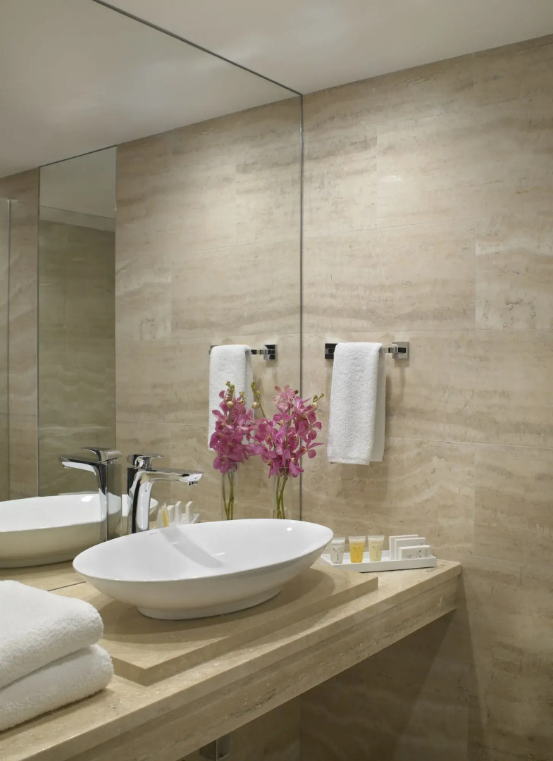 Отель Grand Beach Hotel Surfside West