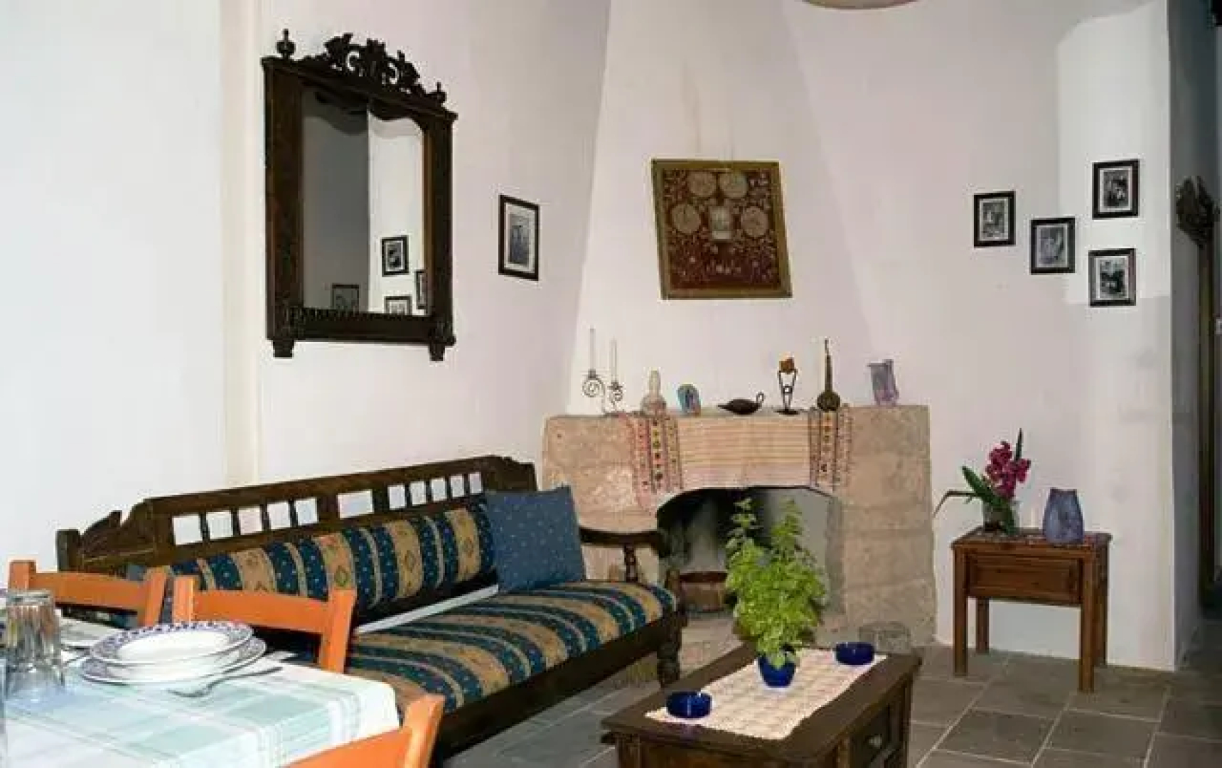 Narkissos Villa
