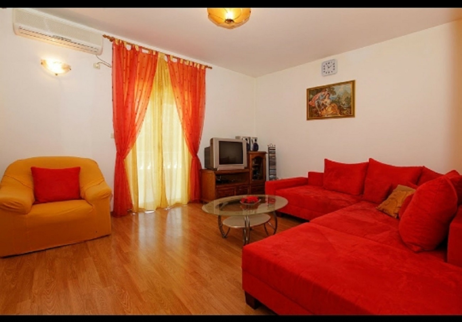 Apartment Mari - free parking: A2 Bol, Island Brac