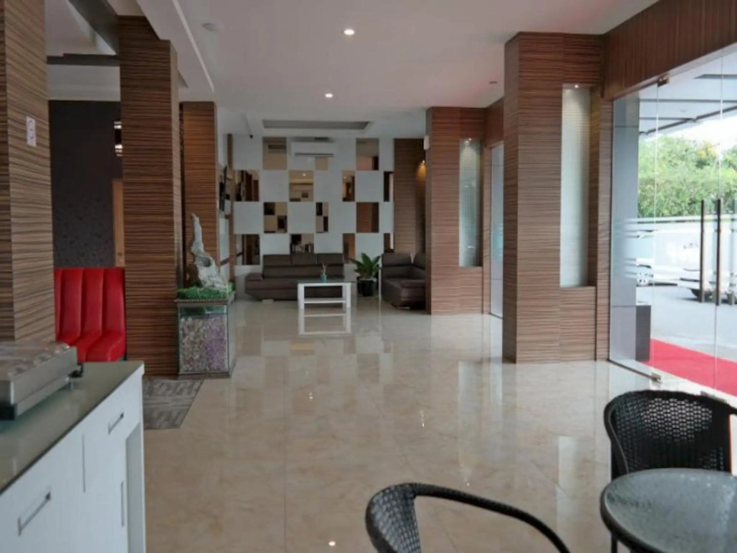Hip Hope Hotel