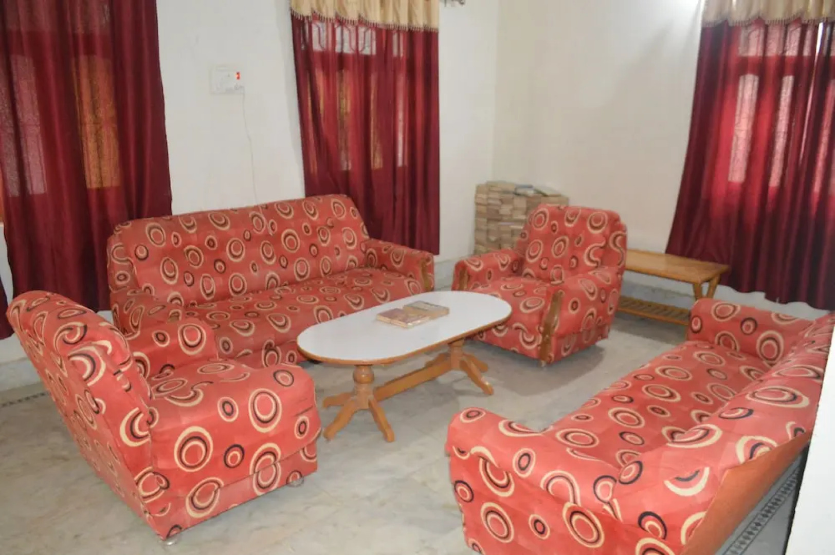 Middle Way Home Stay