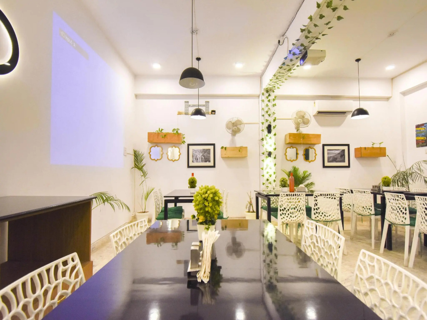 Collection O 81258 Hotel Gsa And Guest House