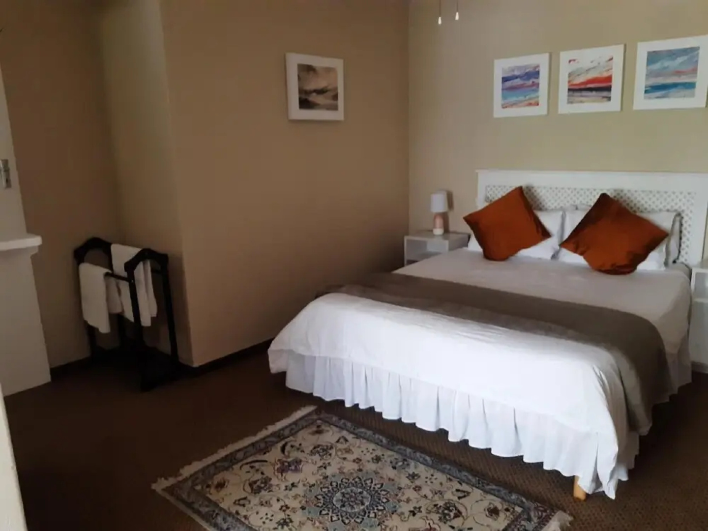 Baleia Guest Lodge Bed & Breakfast