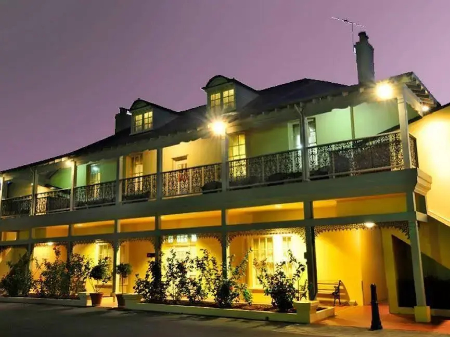 The Clifton Motel