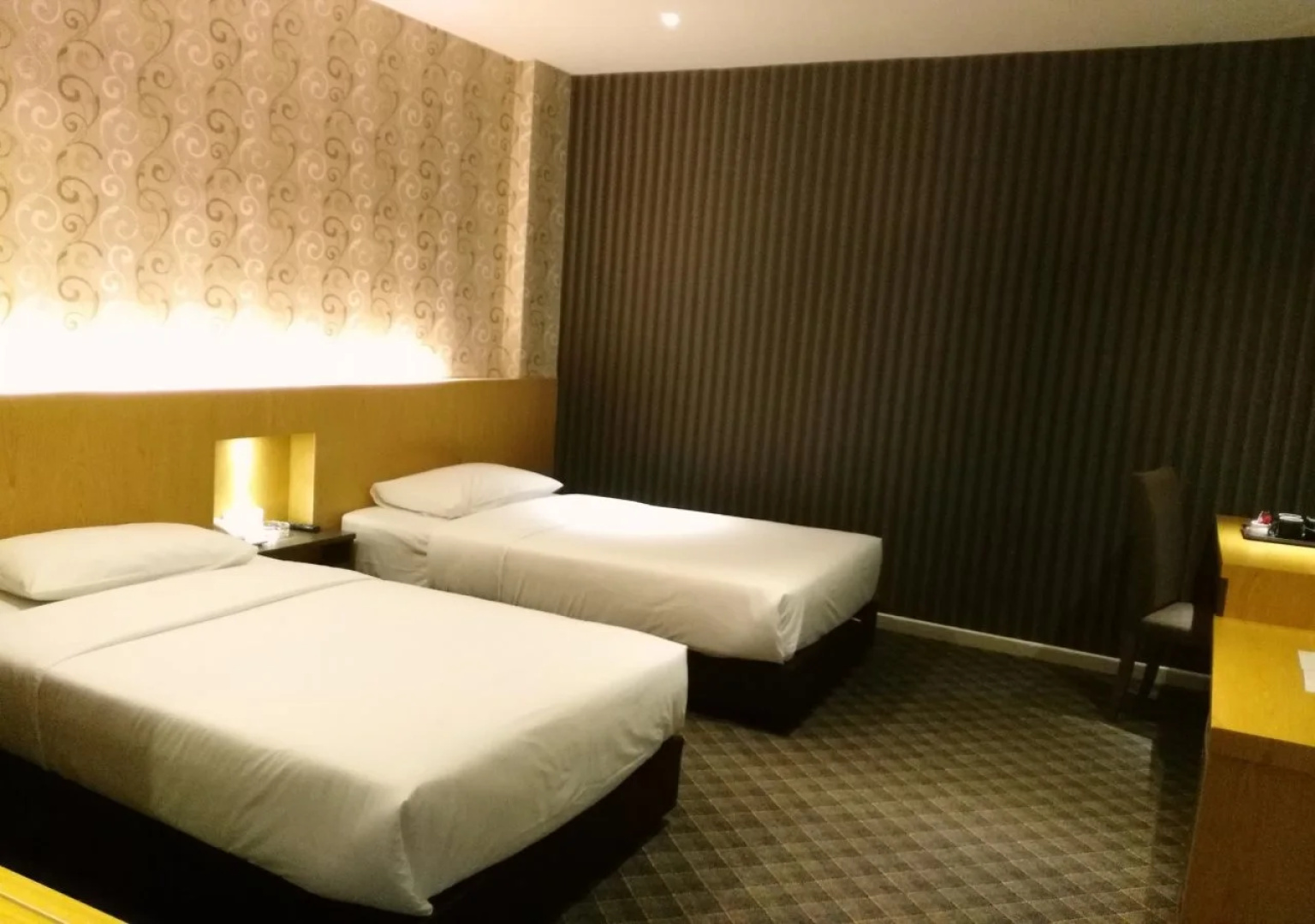 Grand Ct Hotel
