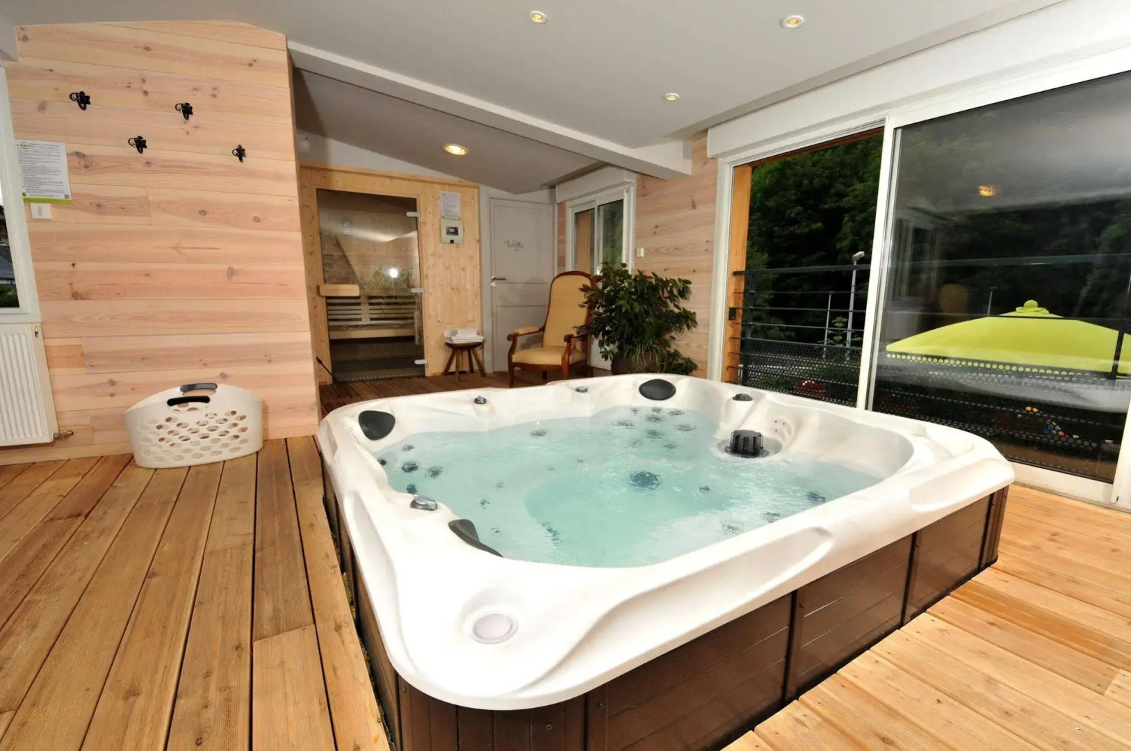 Le Central Hôtel - Restaurant