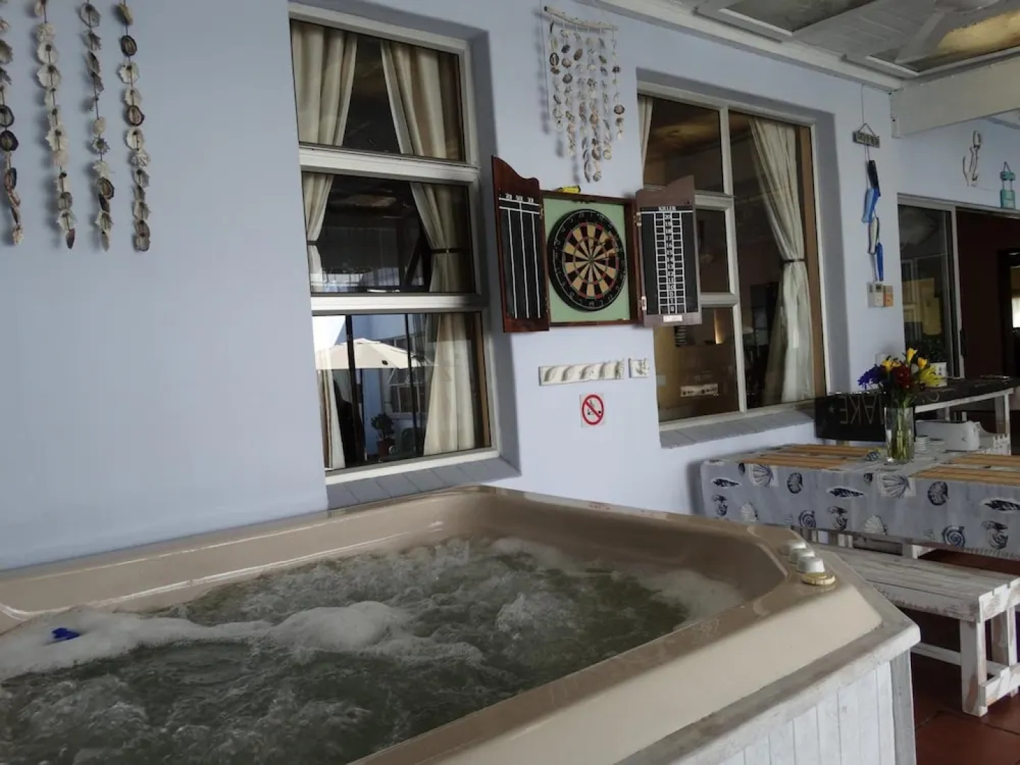 Isle La Breeze Guesthouse