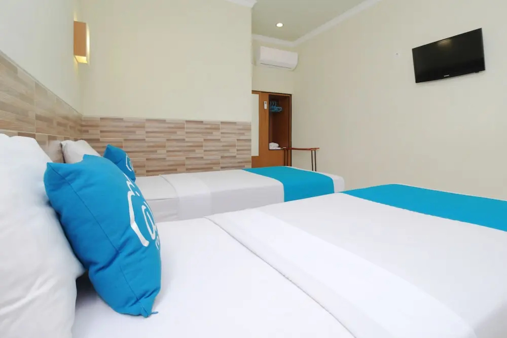 Airy Kaliwates Gajah Mada 233 Jember