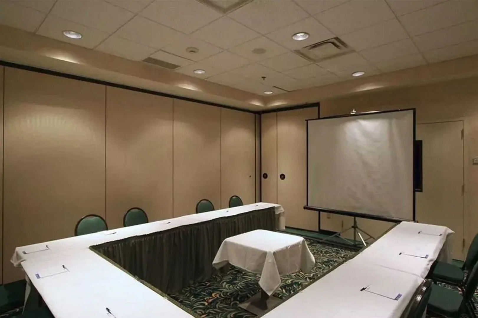 Hilton Garden Inn Palm Springs - Rancho Mirage