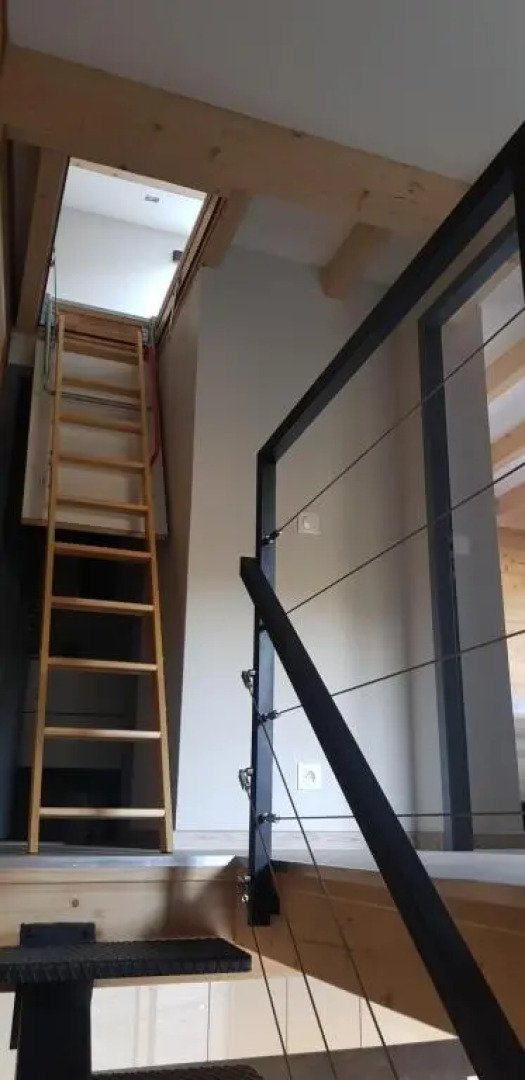 Grange de Caractere En Pierre Al Badiu