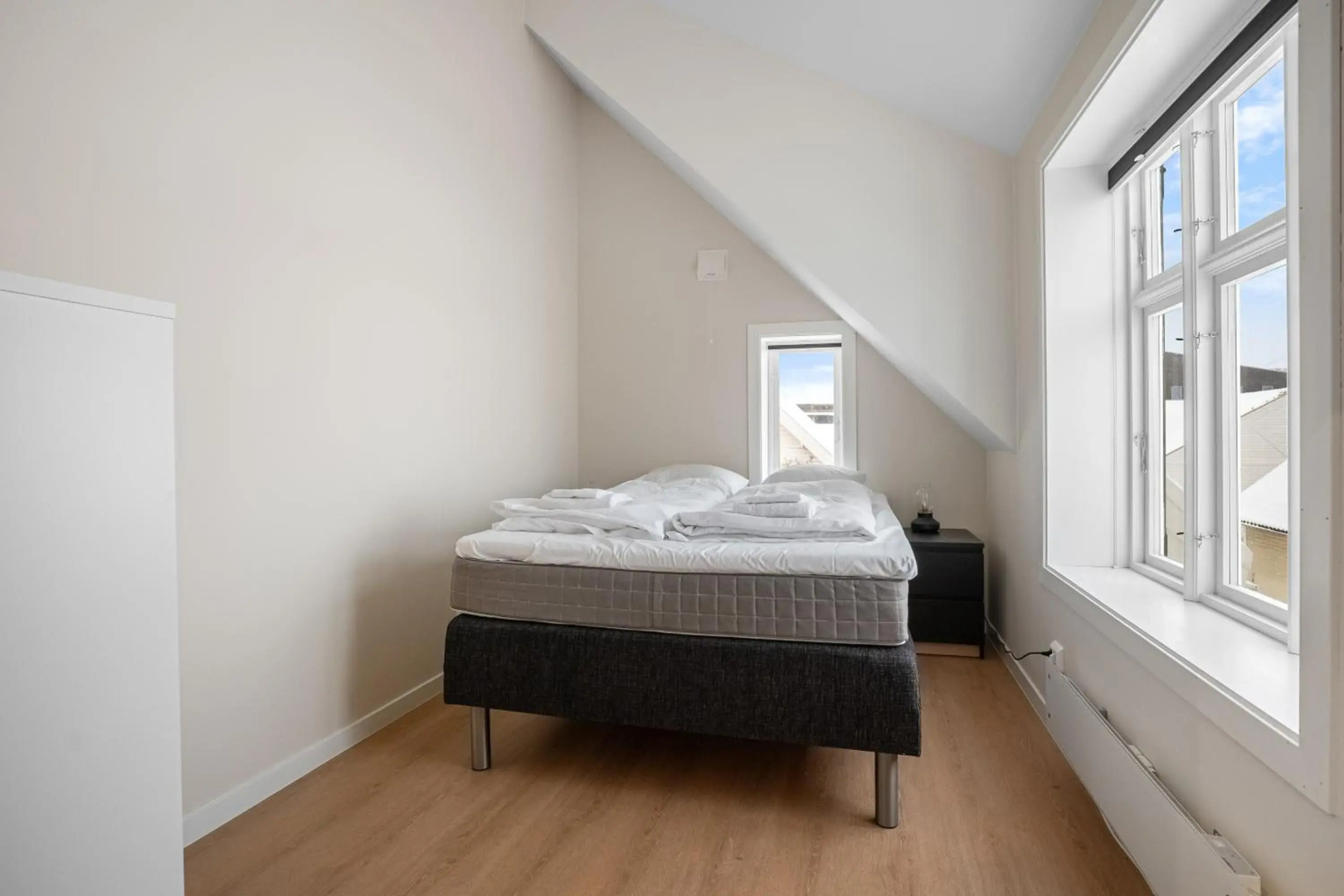 Unique and Spacious Apt close to City Centre