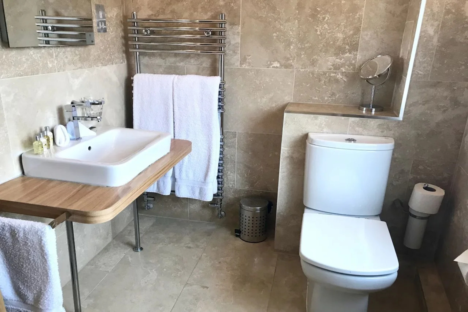 Ennios Boutique Hotel Rooms