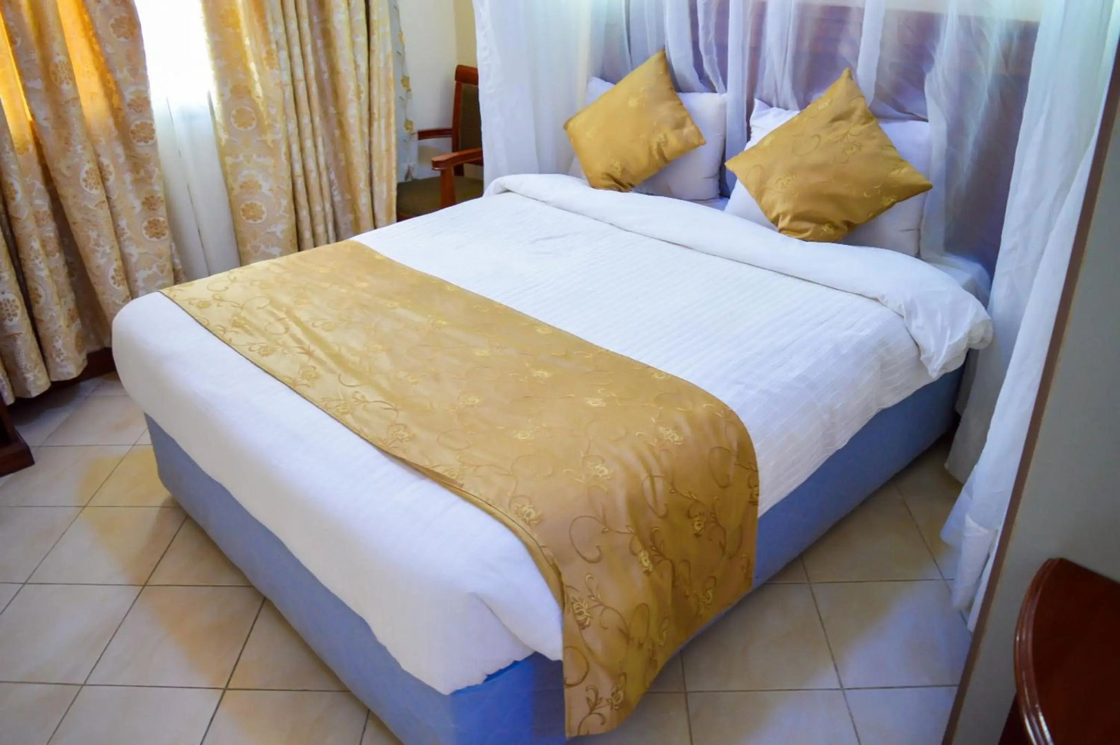 Anthena Hotel