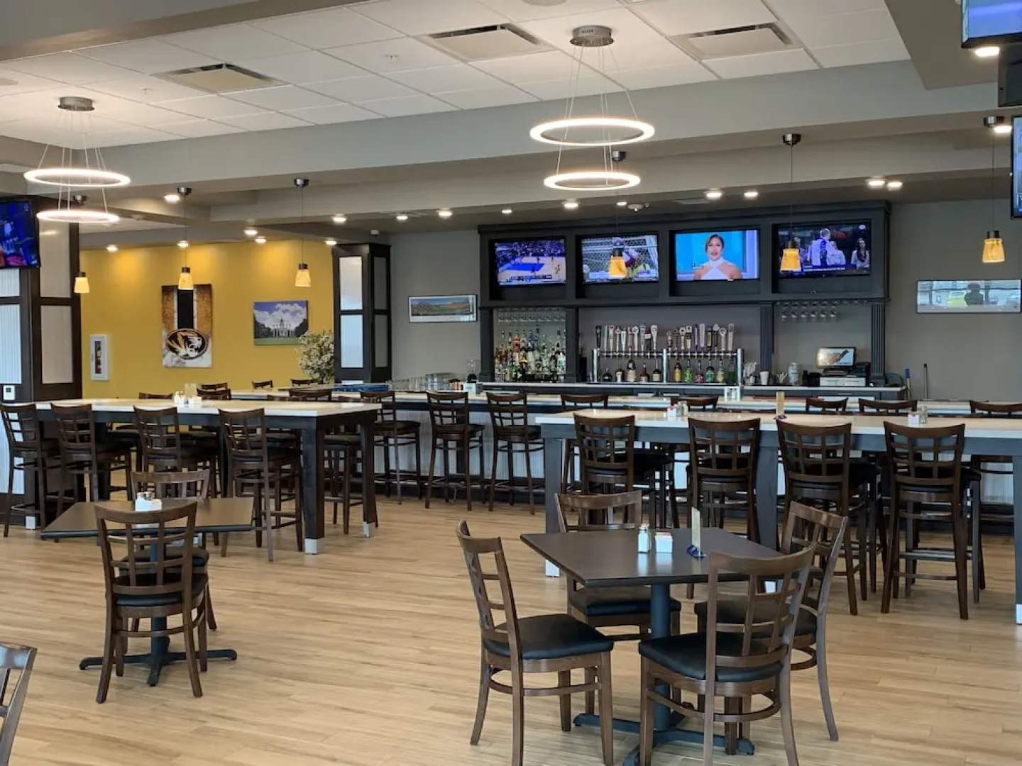 Holiday Inn Hotel And Suites Jefferson City, an IHG Hotel