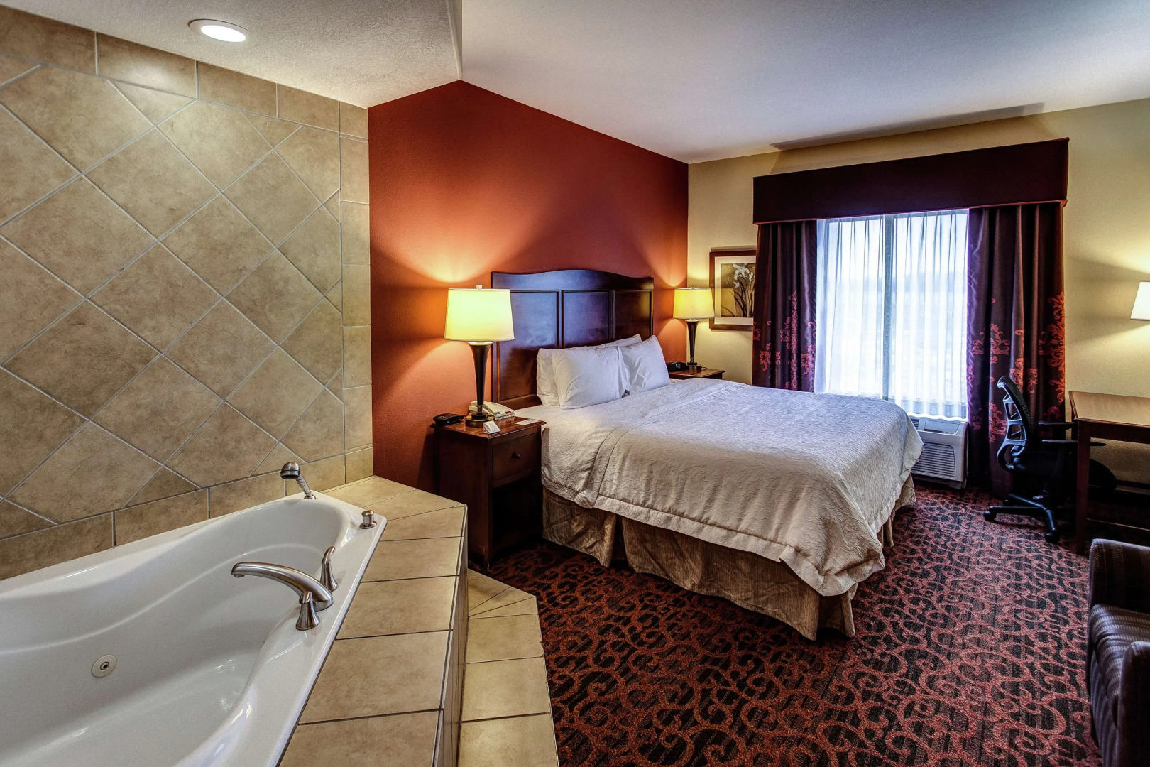 Hampton Inn Junction City