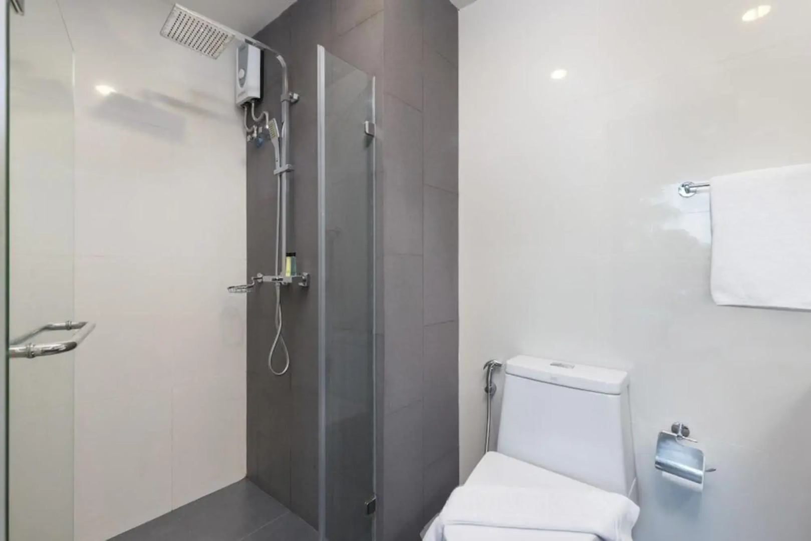 Surin Loft by Holiplanet