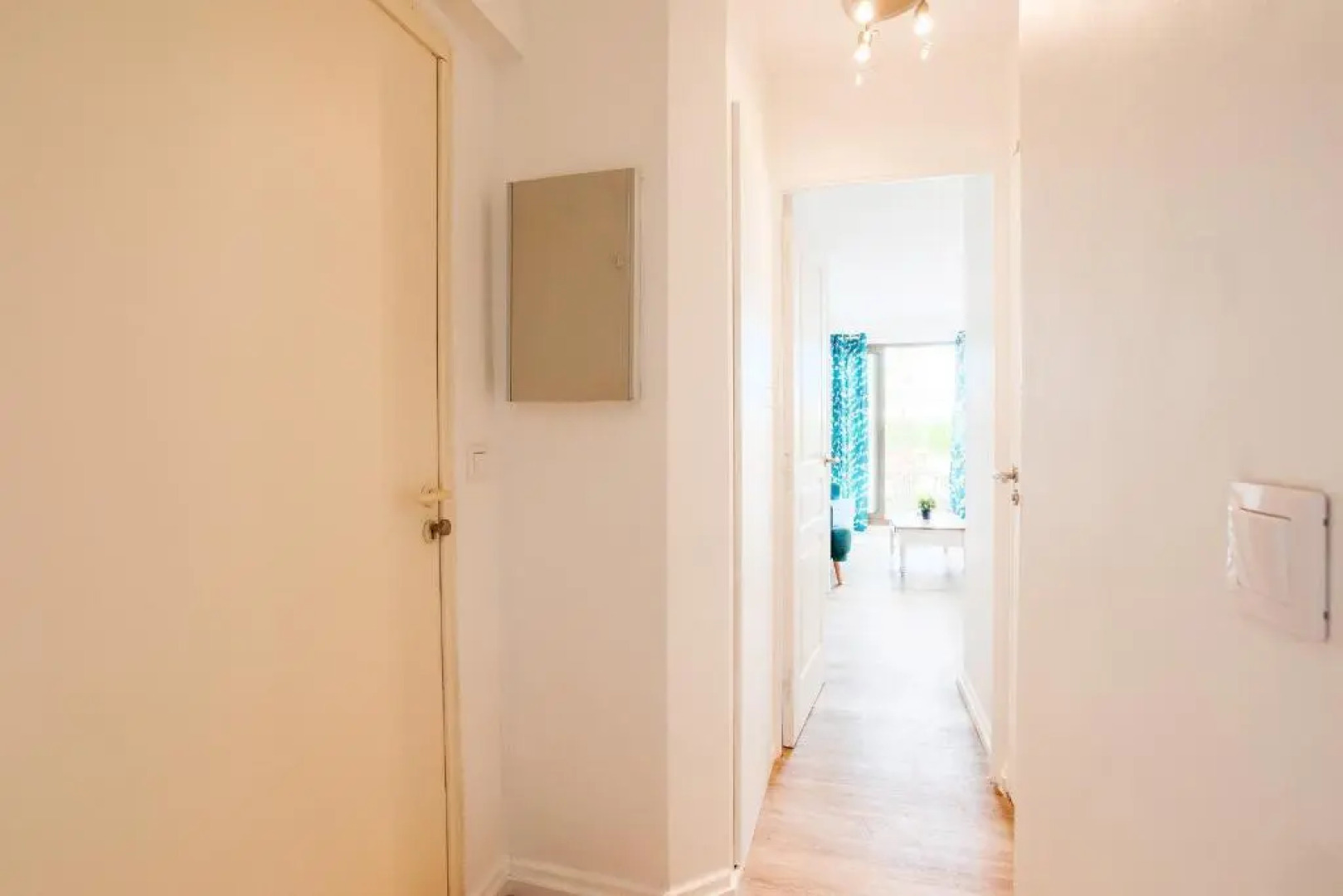 L'ANGE GARDIEN III AP4293 By Riviera Holiday Homes