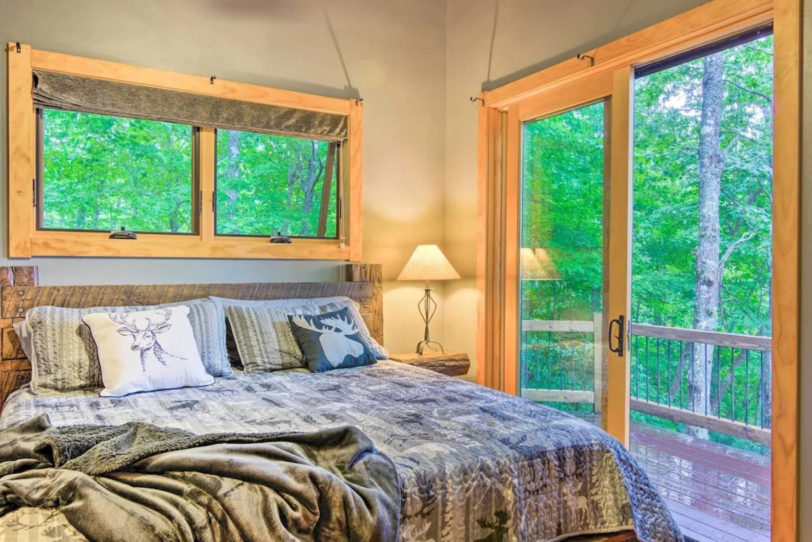 Peaceful Stony Point Getaway w/ Hot Tub & Views!