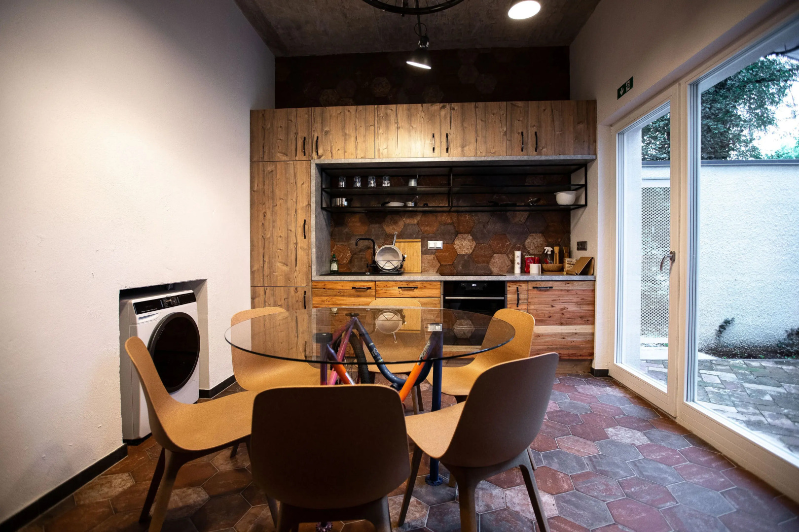 BeCycle Sustainable Stay and Travel