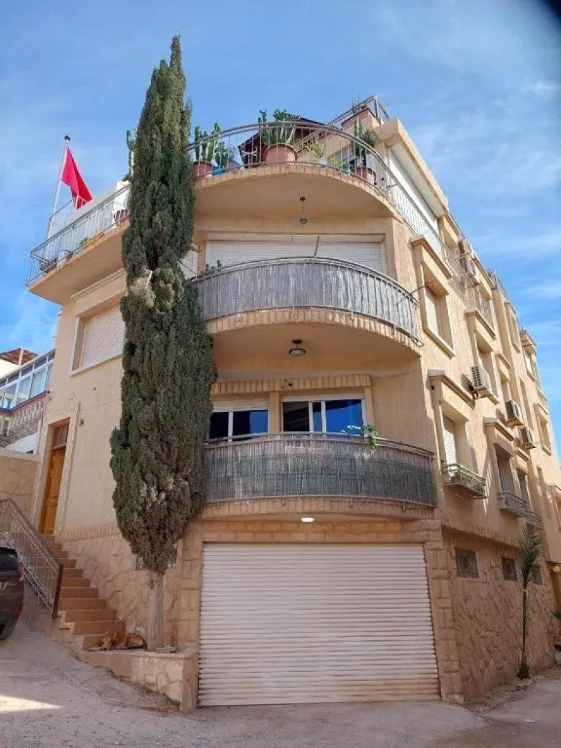 Apparemment tamraght