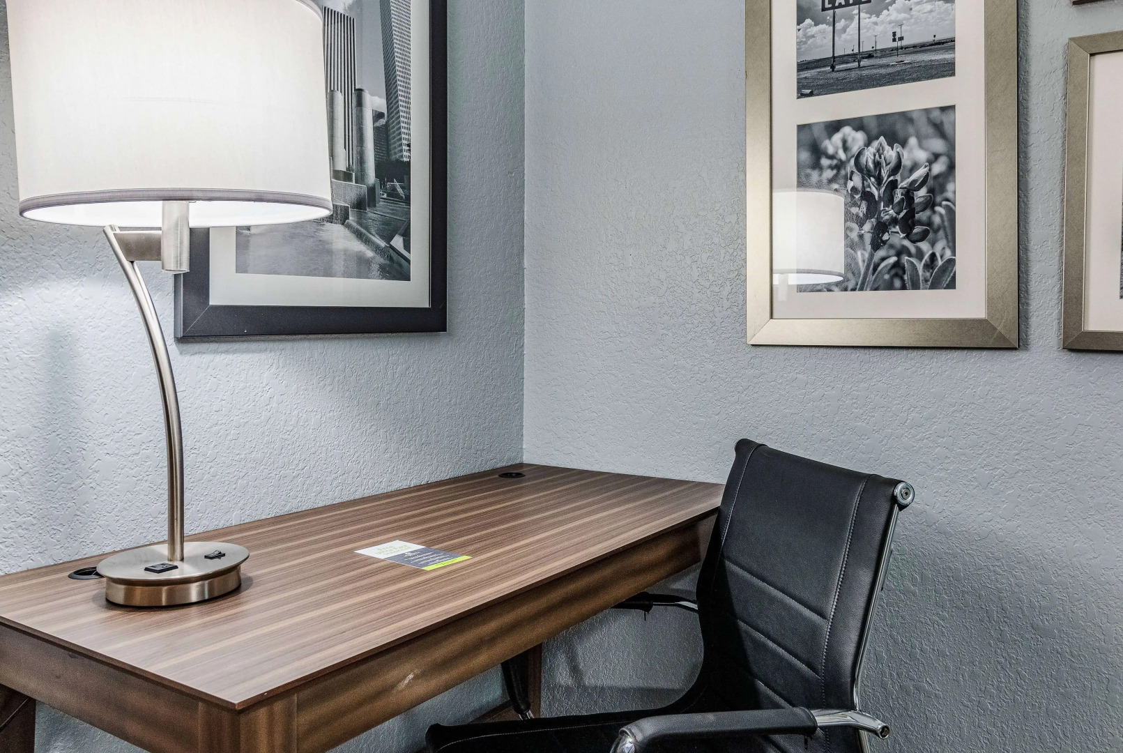 La Quinta Inn & Suites by Wyndham Tomball