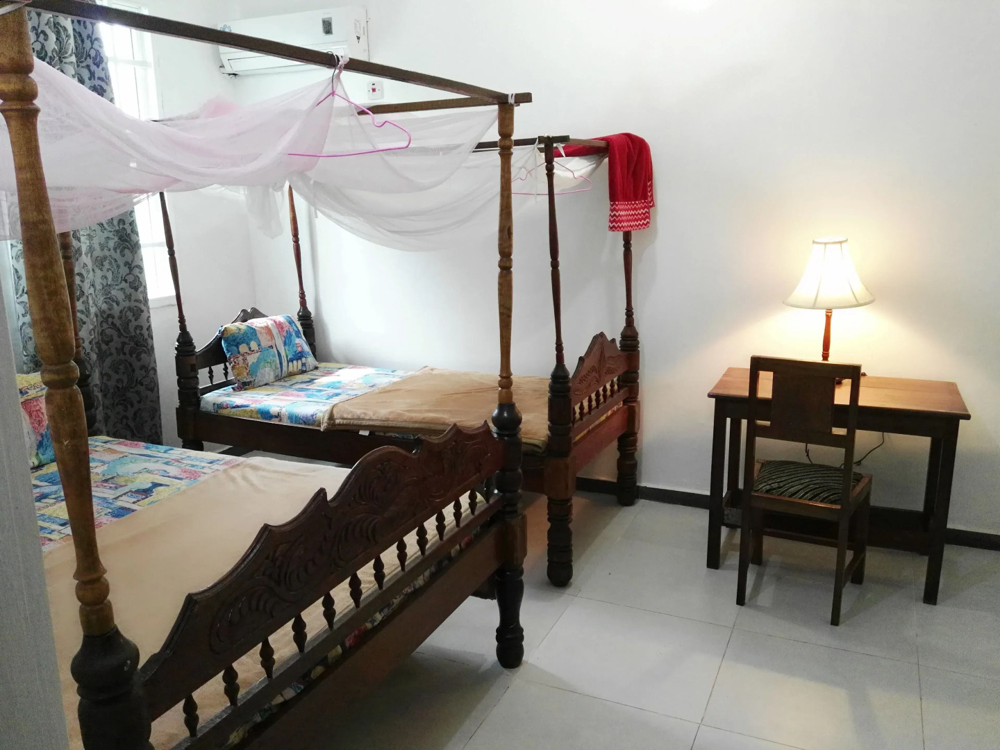 Sharook Lodge - Hostel