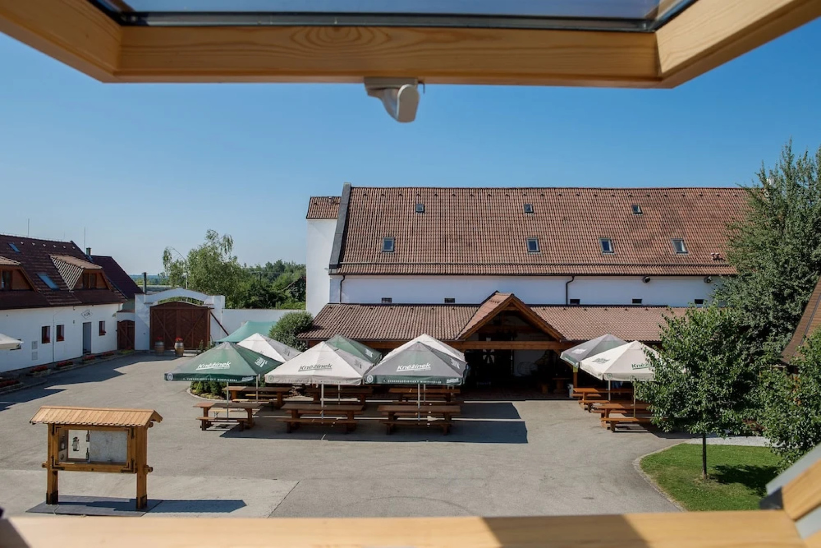 Rekreační a Kongresové Centrum Nové Dvory