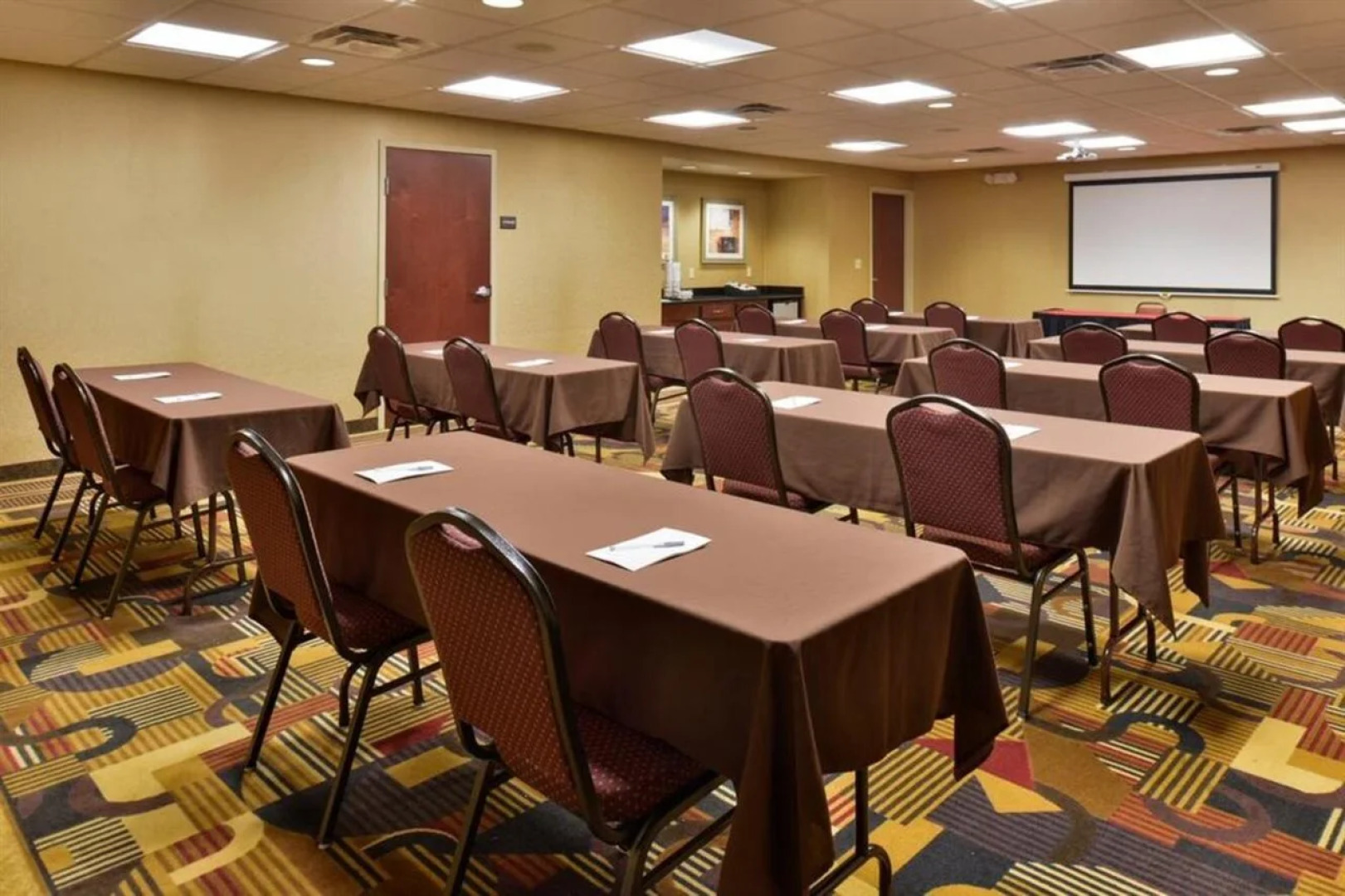 Hampton Inn & Suites Muncie