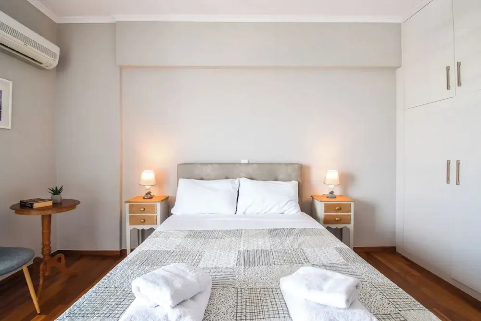 Alimos Luxury 3 Bd Apt w Stunning Views