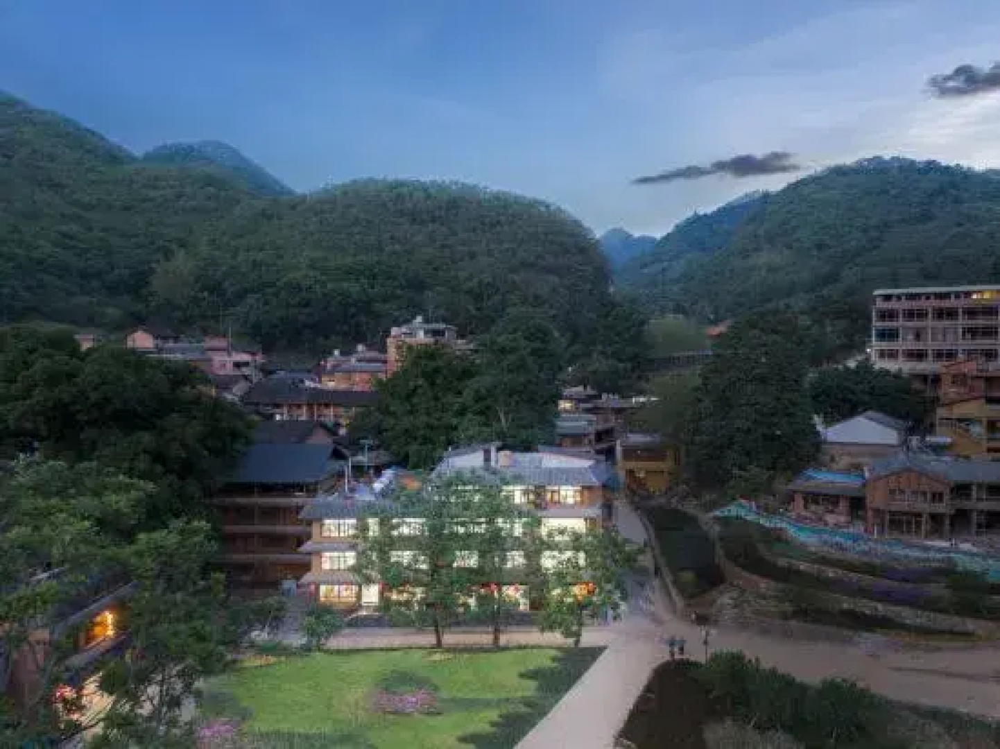Guangnan ba mei three meals four season home stay