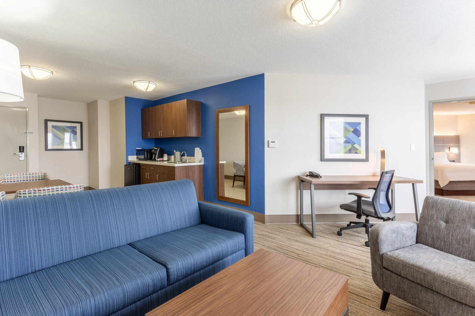 Holiday Inn Express & Suites Scottsburg by IHG