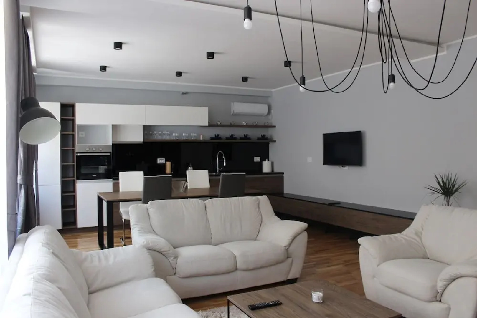 Home Living Apartments