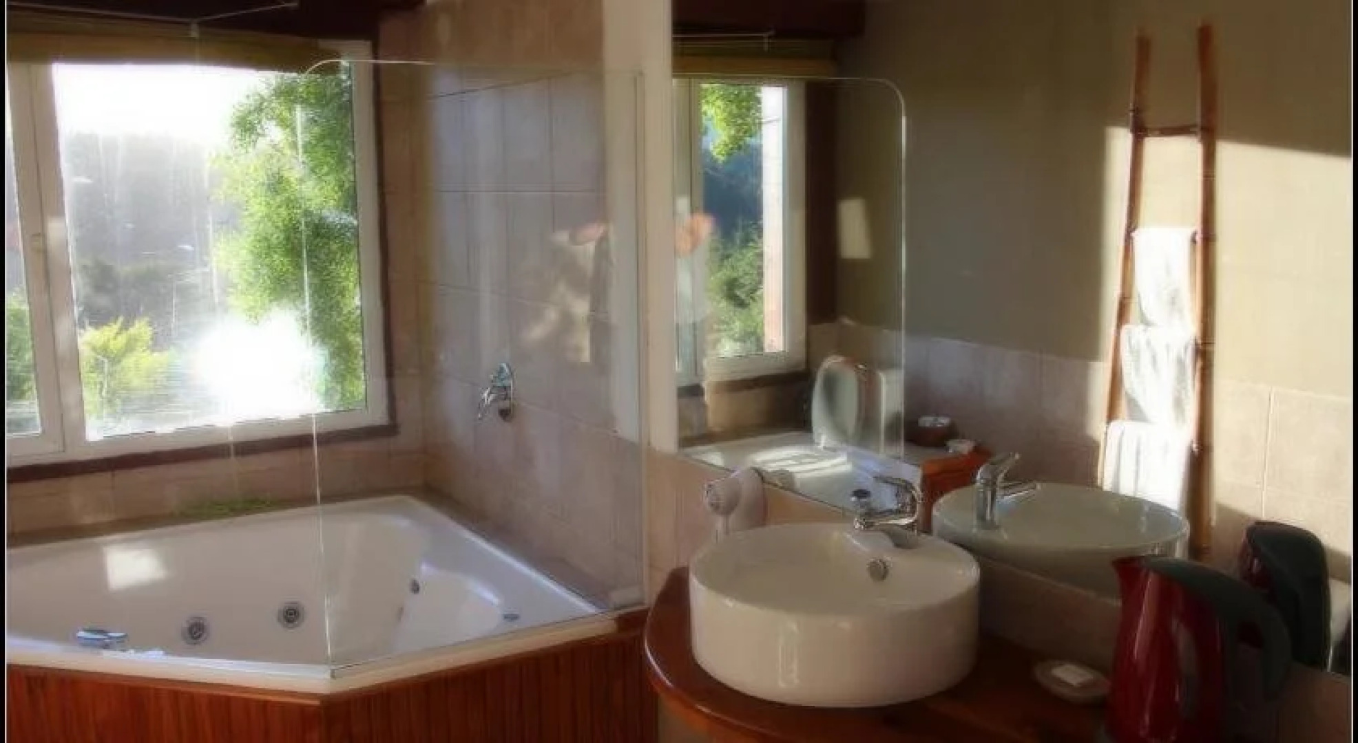 Las Ramblas De Puerto Manzano / Suite Boutique Villa La Angostura