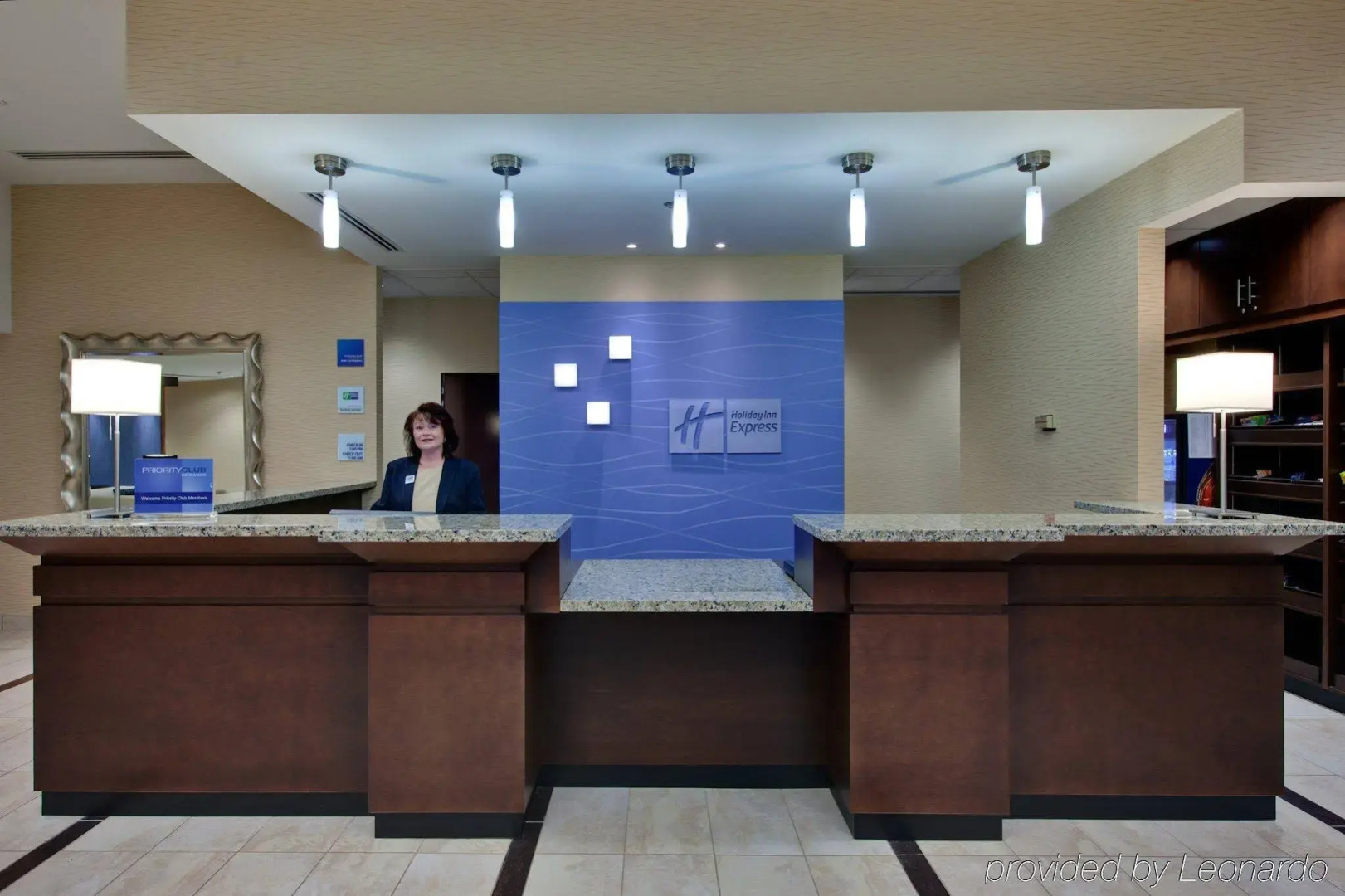 Holiday Inn Express & Suites Chatham South by IHG