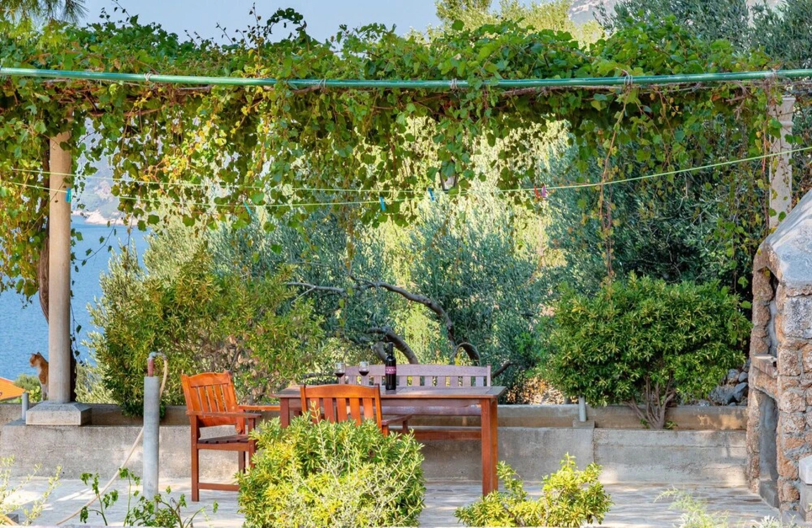 Awesome Home in Potomje With 3 Bedrooms and Wifi