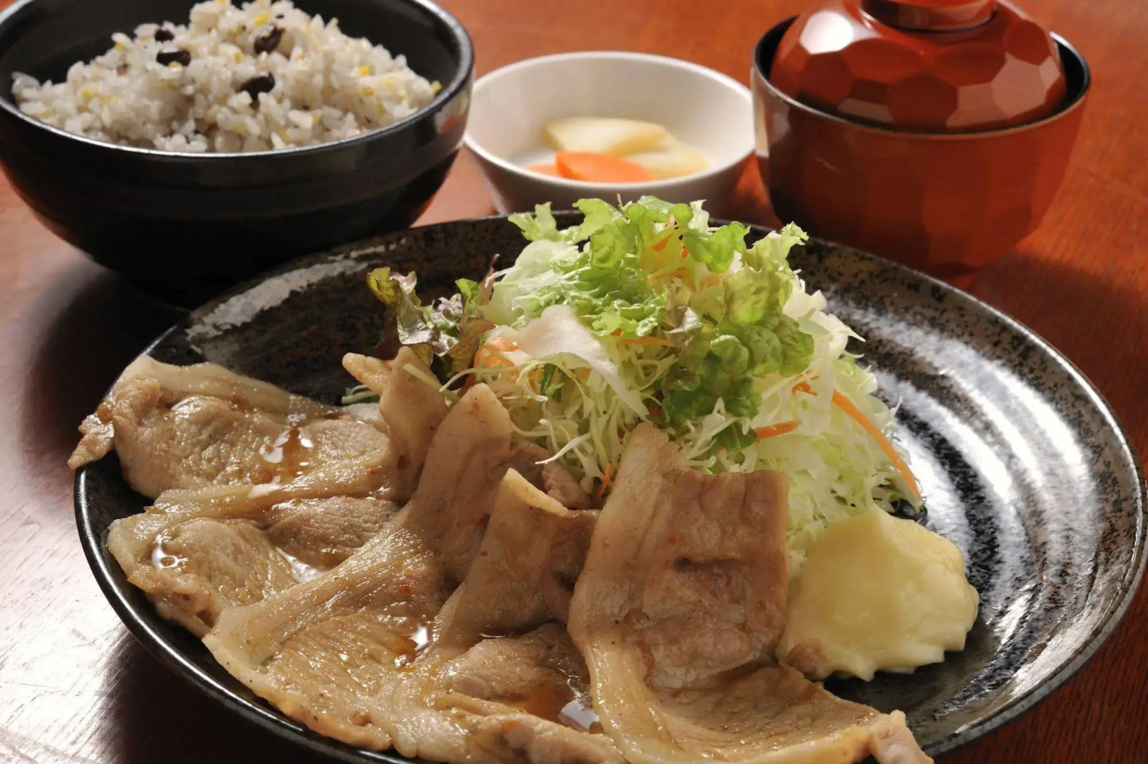 Matsumoto Tourist Hotel