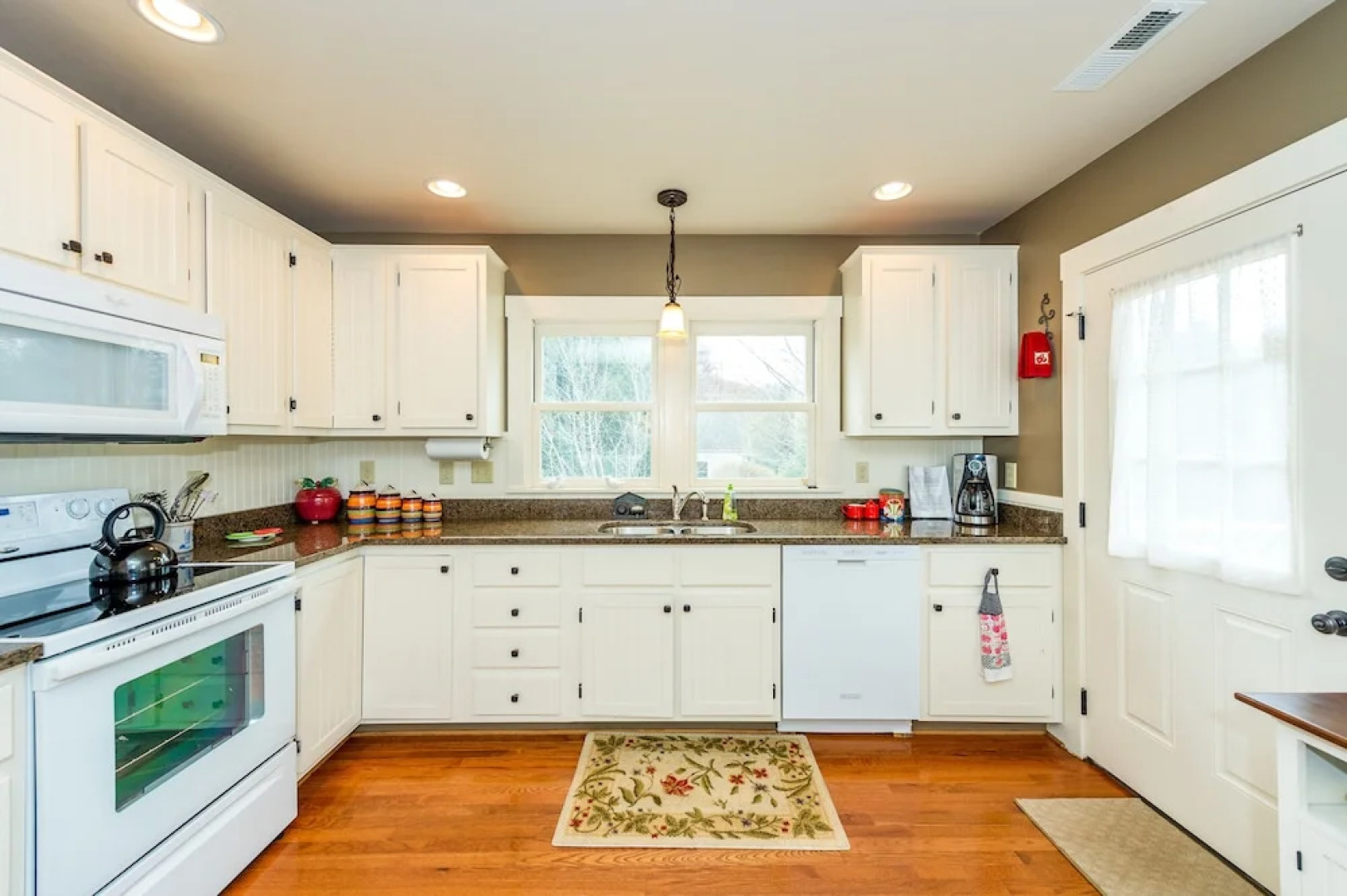 205 Kerlee Heights Rd Home