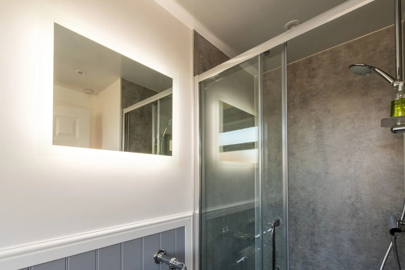 Holly Lodge Guest House