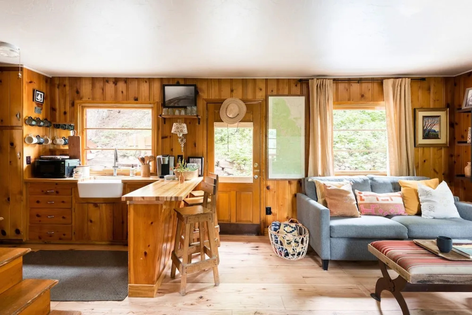 11373 Church - 1 Br Cabin